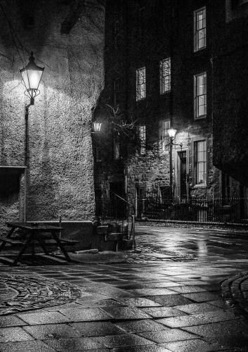 Streetlight, Ann Healey