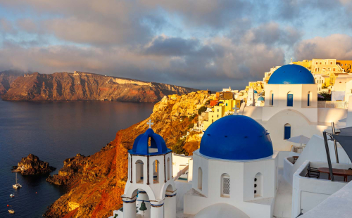 Early-morning-Santorini-by-Paul-Rathbone