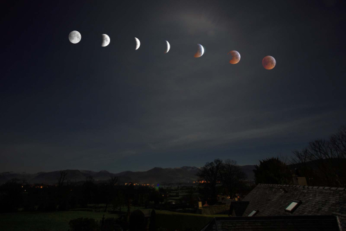 Blood-Moon-Eclipse by Tom Stenhouse