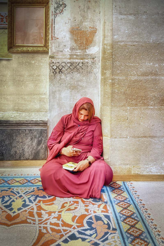 Inside-a-21st-Century-Mosque by Alan Walker