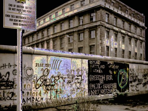 Phillip Cartwright-Berlin-Wall-1989